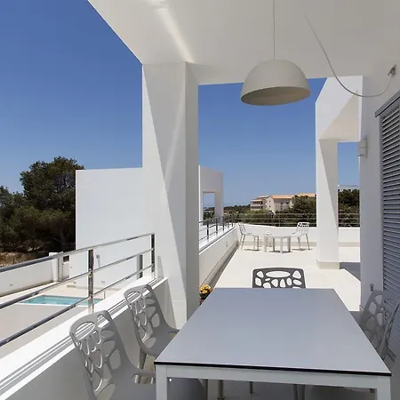 Apartamentos Proa - Emar Hotels Only Adults Es Pujols Quarto foto